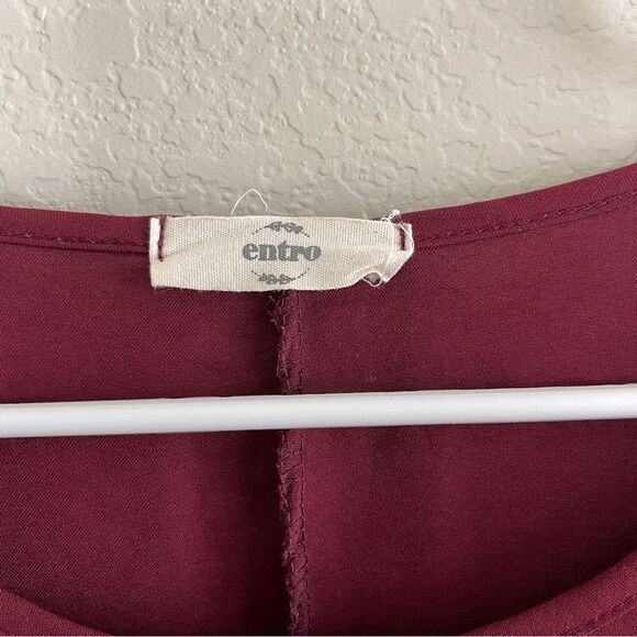 Entro Blouse Rolled Short Sleeve Burgundy Small 100% Polyester - Picture 3 of 4